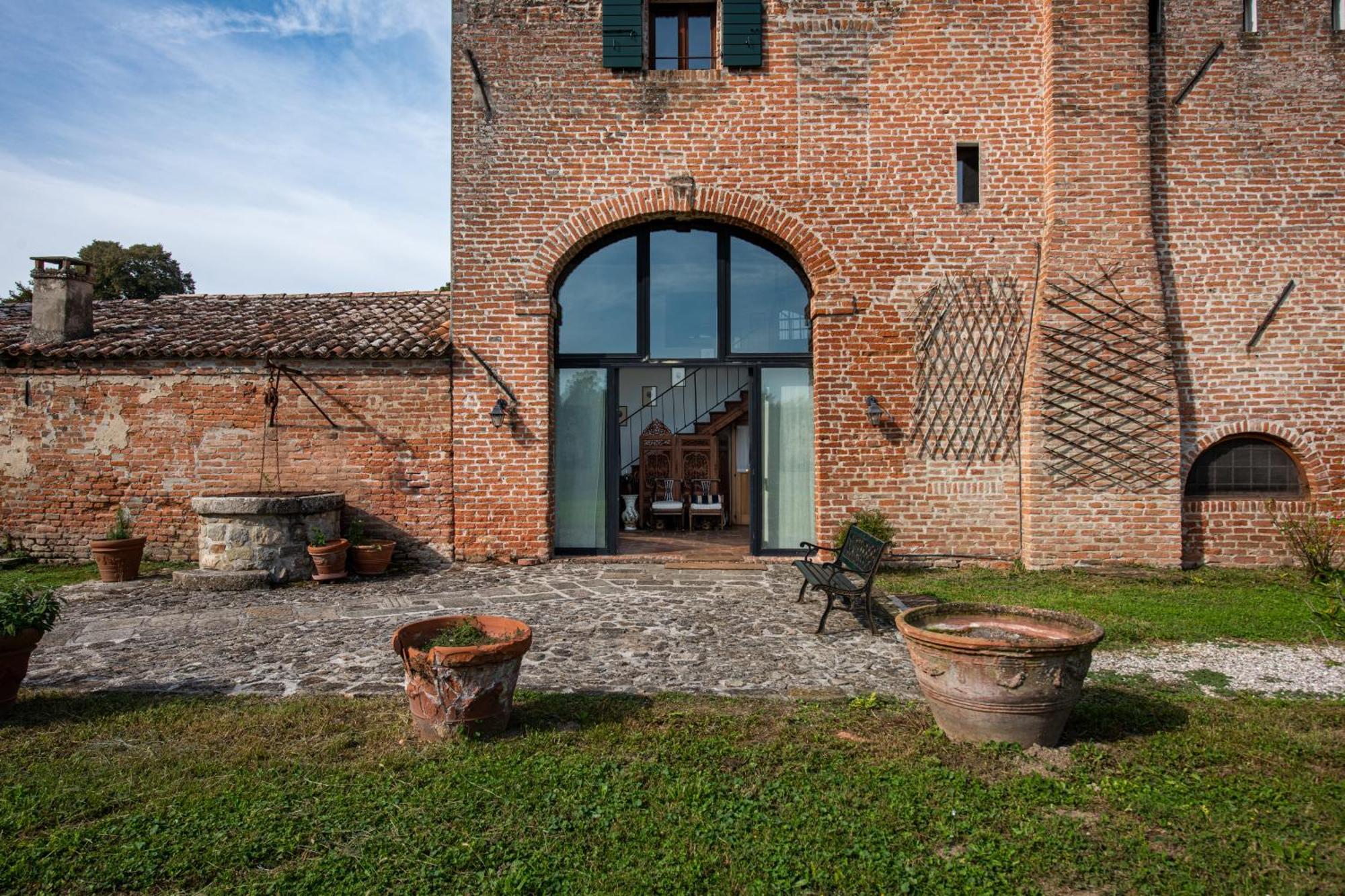 Villa Country Mansion 8500Squarefeet San Pietro Viminario Eksteriør billede